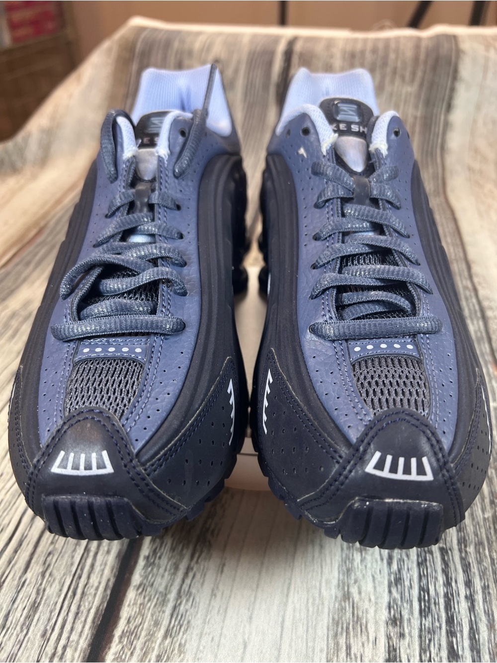 Title: Nike Shox R4 GS Obsidian Blue Sneakers Size 4Y